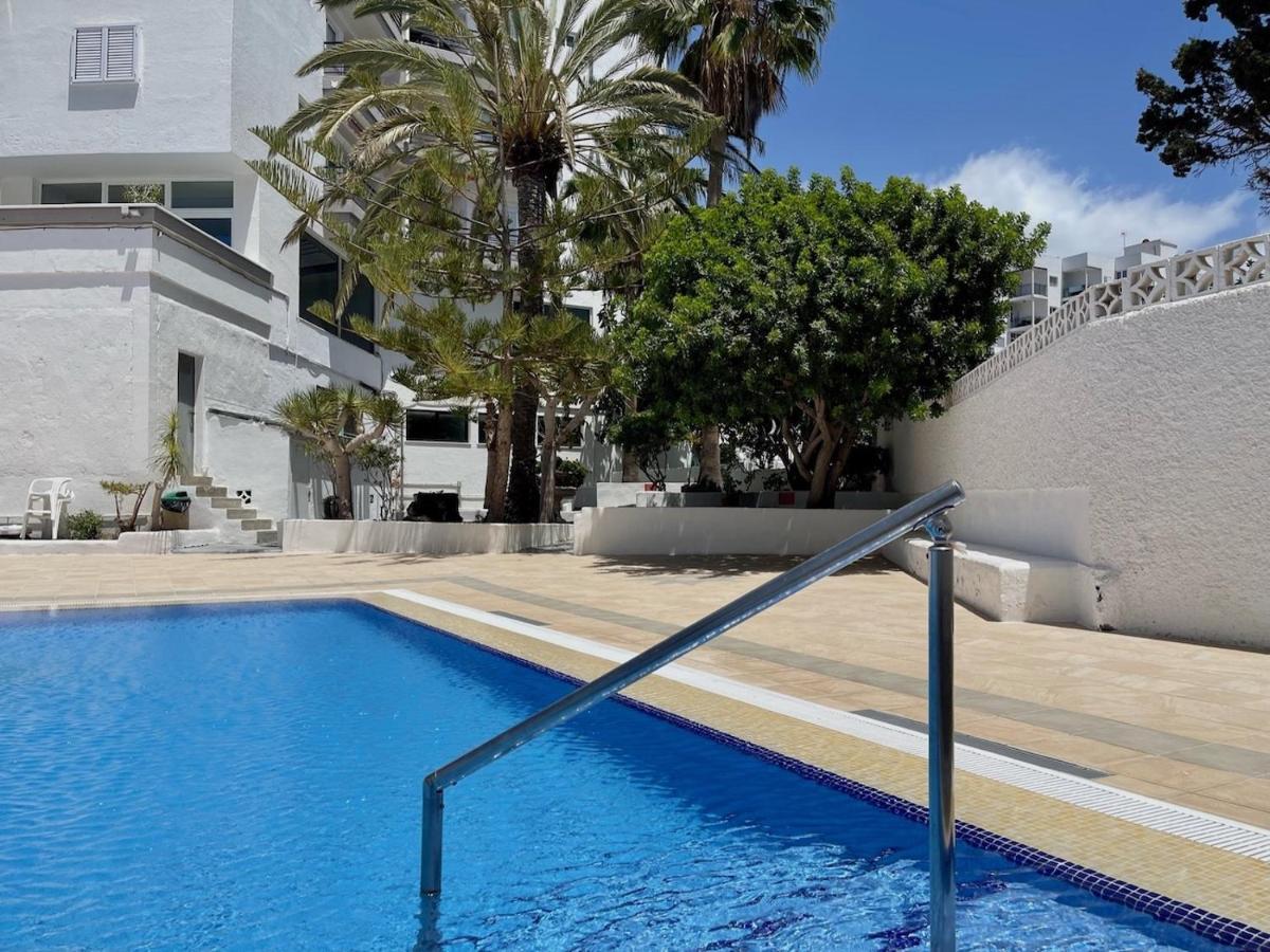 Beachfront Apartment With Ocean Views Los Cristianos  Exterior foto