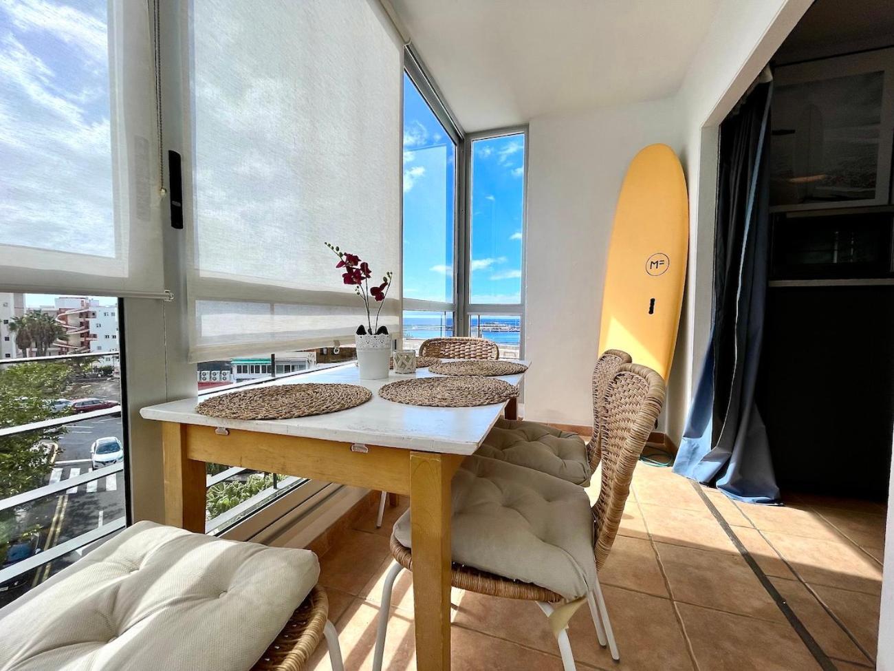 Beachfront Apartment With Ocean Views Los Cristianos  Exterior foto